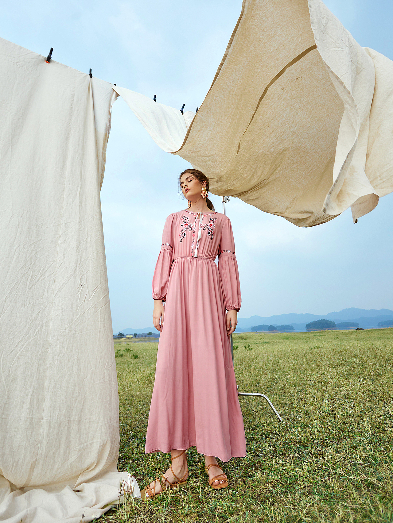 原野（图ZMzM2Nzc1NjI4） - 时尚/艺术摄影 - 站酷设计师摄影师April原创素材 - 站酷ZCOOL