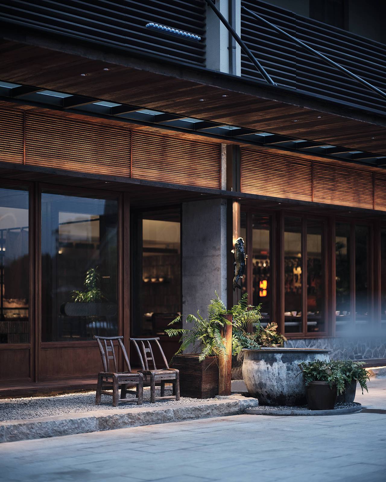 【餐饮空间】巴川鱼火锅（图ZMzU2MzA5ODY4） - 酒店餐饮设计 - 站酷设计师南京拿云室内设计原创素材 - 站酷ZCOOL