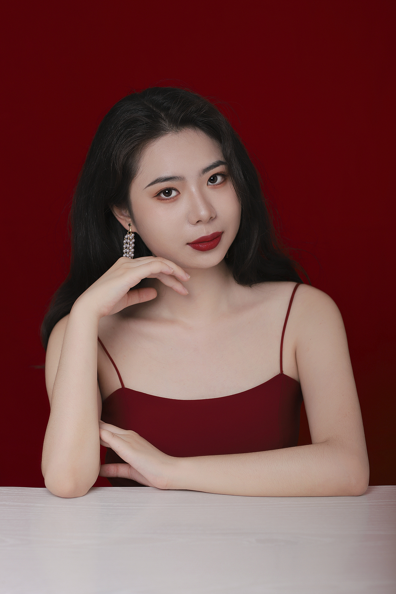 客片｜红色复古人像肖像写真（图ZMzA4OTk5NDQ0） - 人像摄影 - 站酷设计师成都摄影安静原创素材 - 站酷ZCOOL