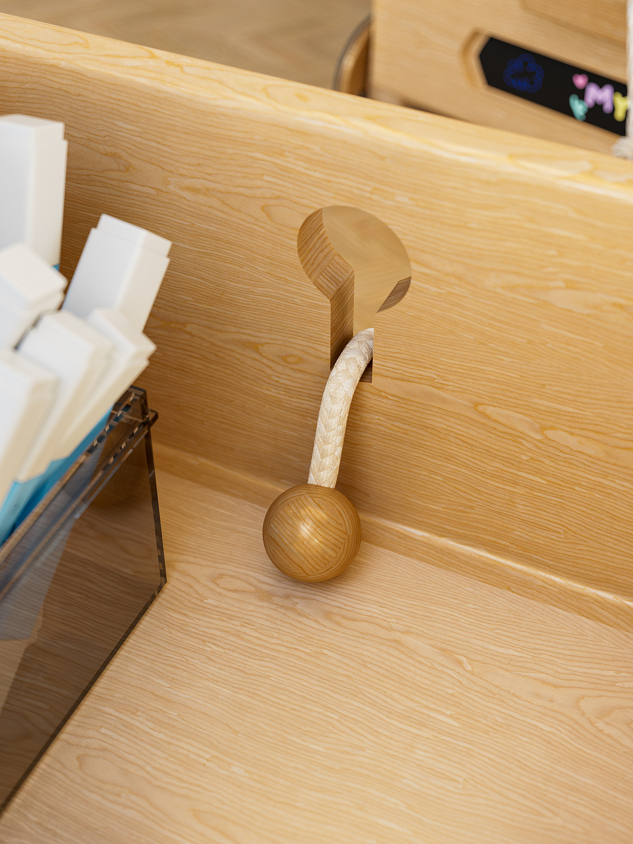 实木圆球小拉绳，扣锁设计。连成一串小火车
