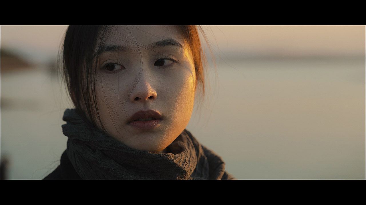 在江边看海（图ZMzYwOTY5MjE2） - 人像摄影 - 站酷设计师若尘尘原创素材 - 站酷ZCOOL