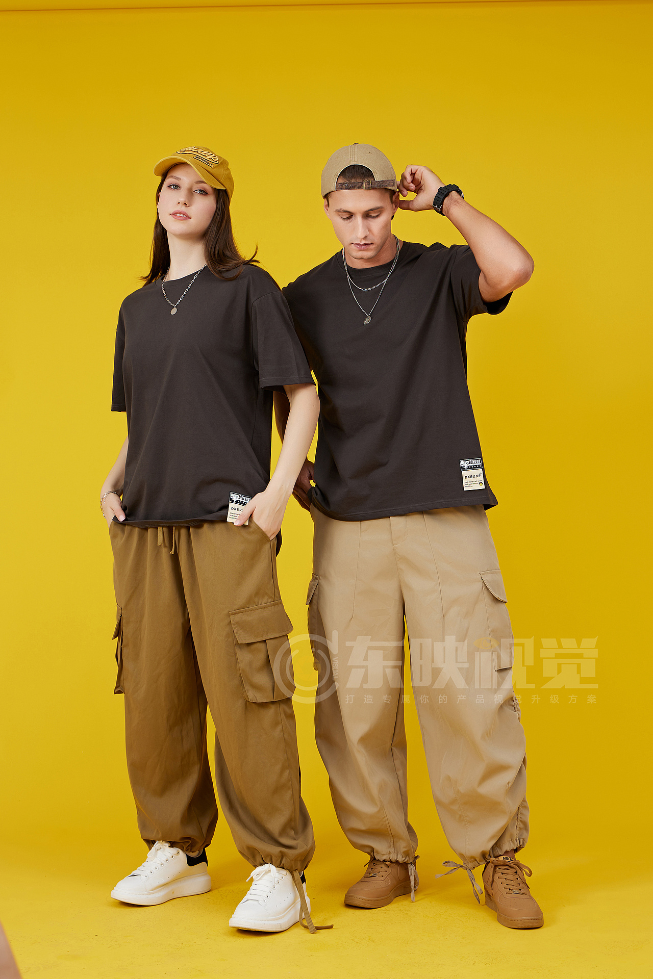 东映视觉-情侣T恤（图ZMzU0MzEyNDEy） - 产品摄影 - 站酷设计师东映视觉原创素材 - 站酷ZCOOL