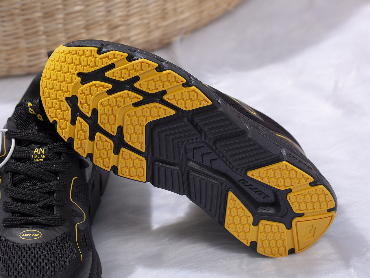 有间全球购|乐途运动鞋