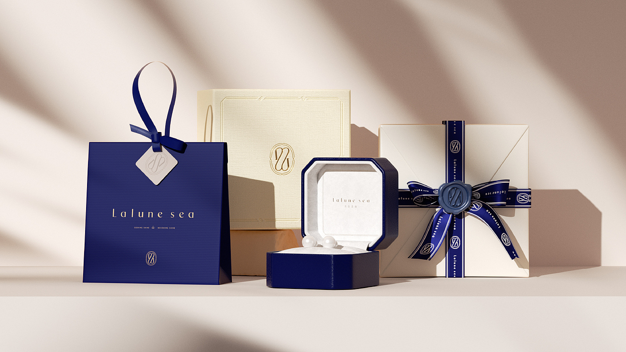 《月亮是海》品牌设计——“寻找光,成为光”