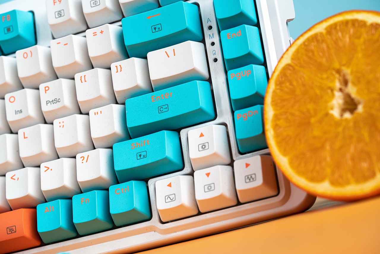 海盐冰橙雷神K75键盘