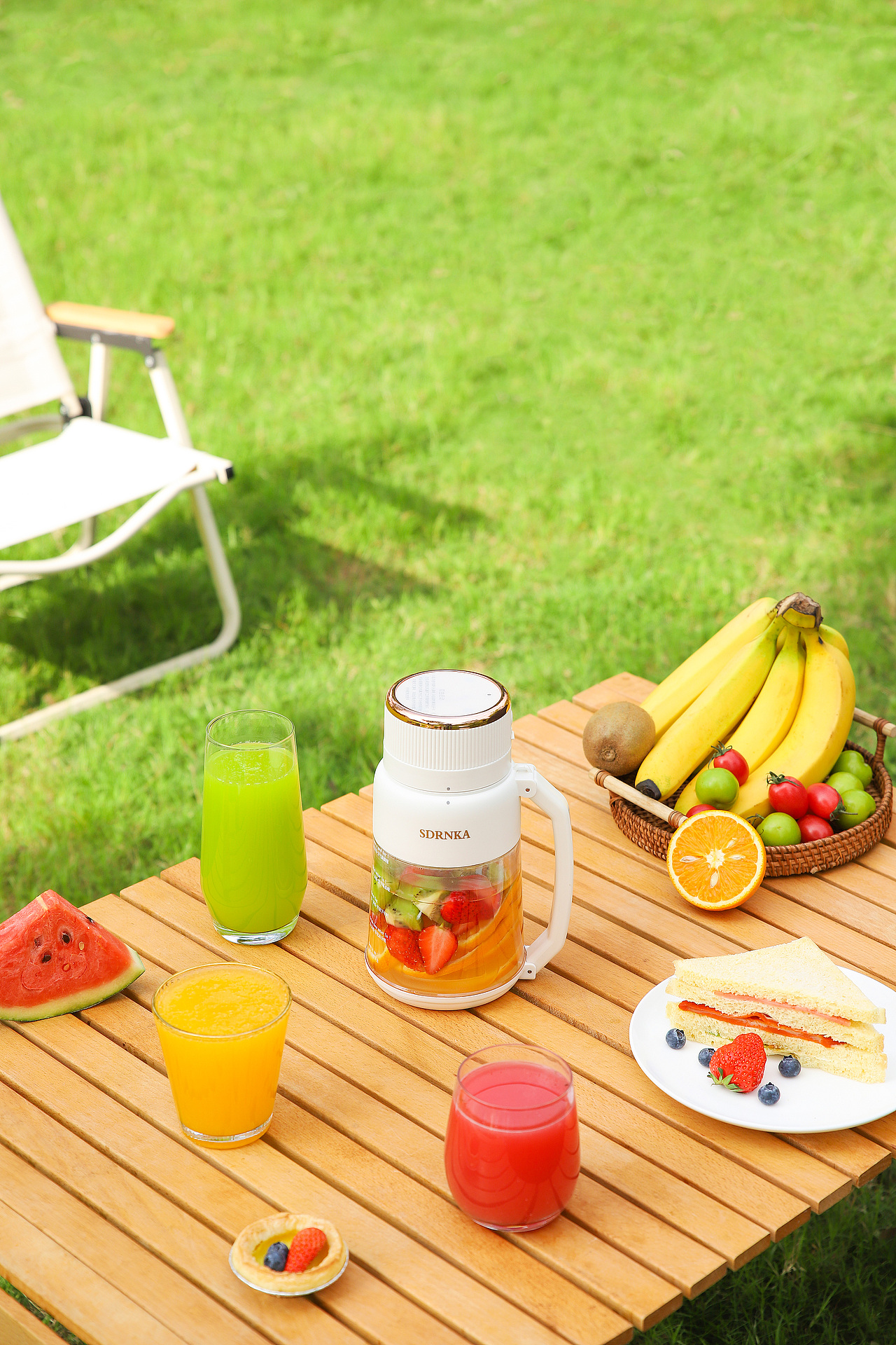 戶外榨汁桶（圖ZMzQyODE0MDE2） - 產(chǎn)品攝影 - 站酷設(shè)計師藝卓攝影設(shè)計原創(chuàng)素材 - 站酷ZCOOL