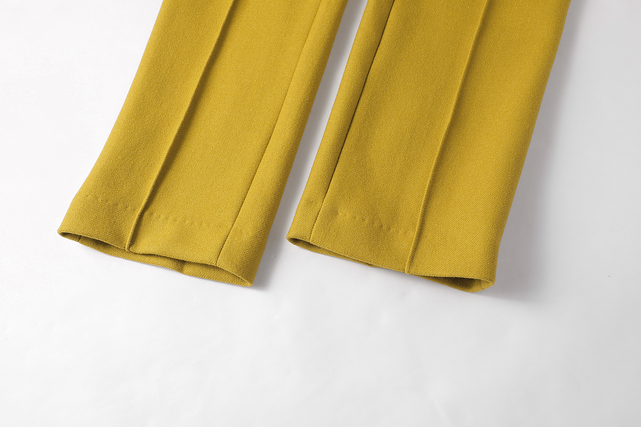 秋季女装西装呢大衣外套套装实物图拍摄（图ZMzQ5MDg5Njc2） - 产品摄影 - 站酷设计师三九学社原创素材 - 站酷ZCOOL