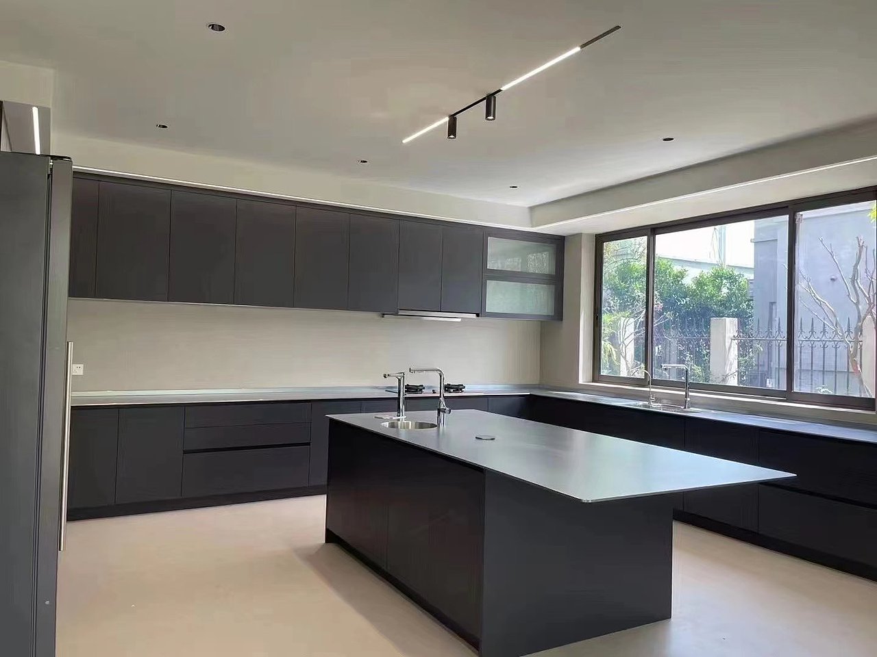 不锈钢实心台面