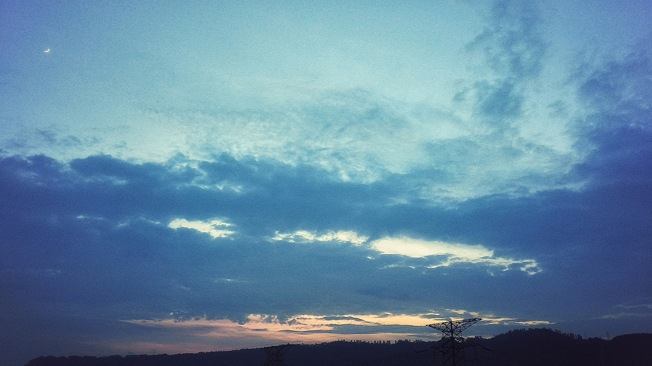 小区 · 春夏秋冬