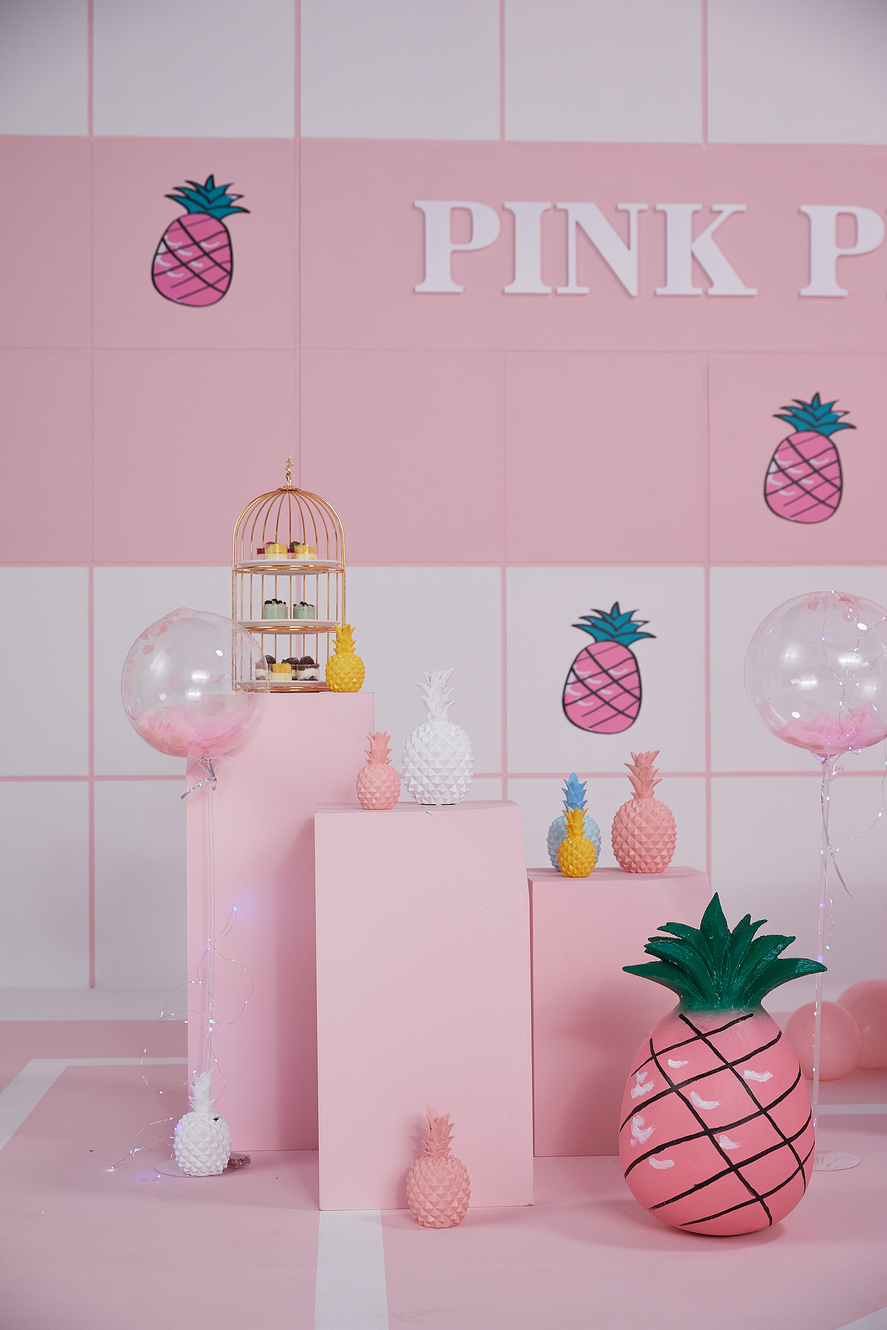韩国潮牌 Pink Pineapple 入住中国 #天辰传媒出品（图ZMzAwNDY1MzI4） - 人像摄影 - 站酷设计师天辰传媒原创素材 - 站酷ZCOOL