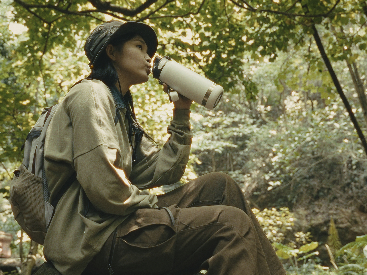 夏天适合爬山（图ZMzY5OTUwMDIw） - 短片 - 站酷设计师阿焕是个按快门的原创素材 - 站酷ZCOOL