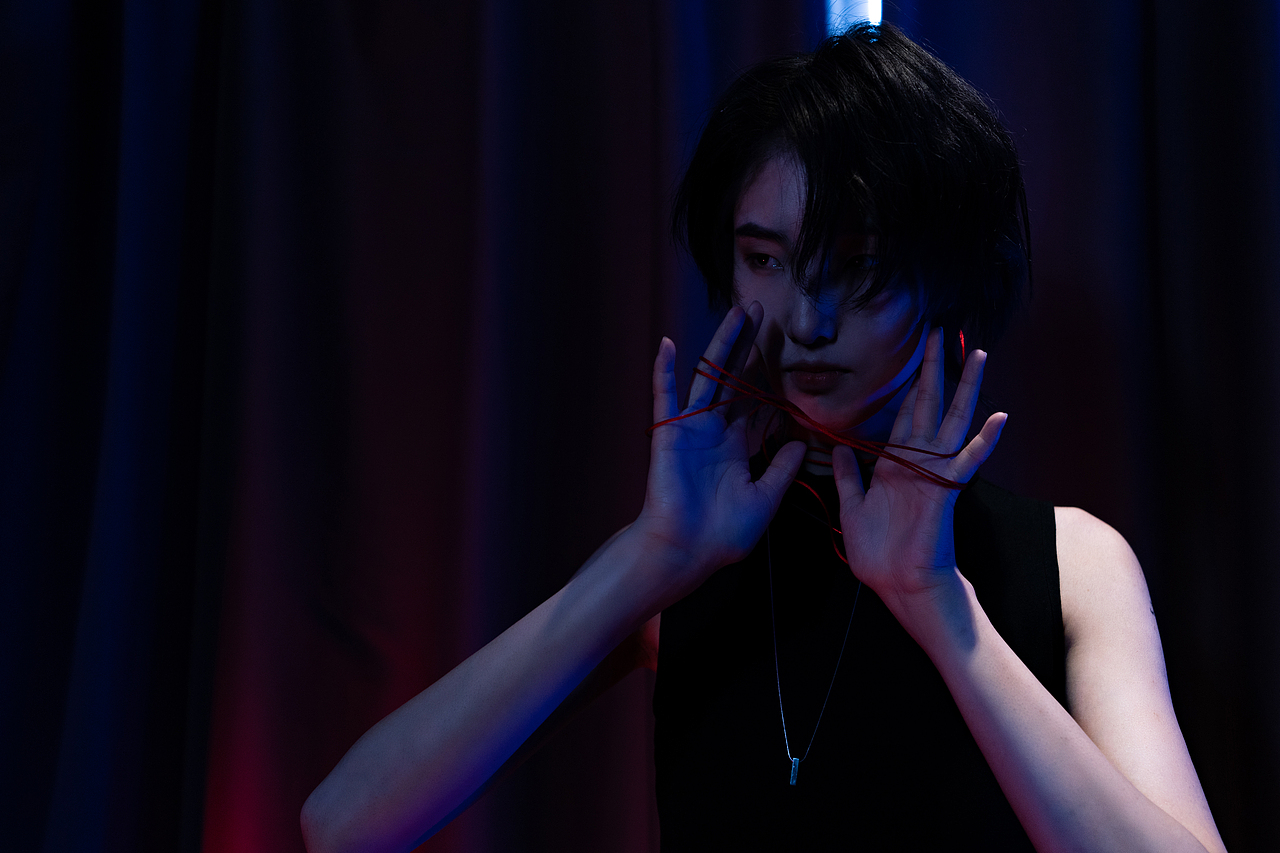 【客片】红与黑