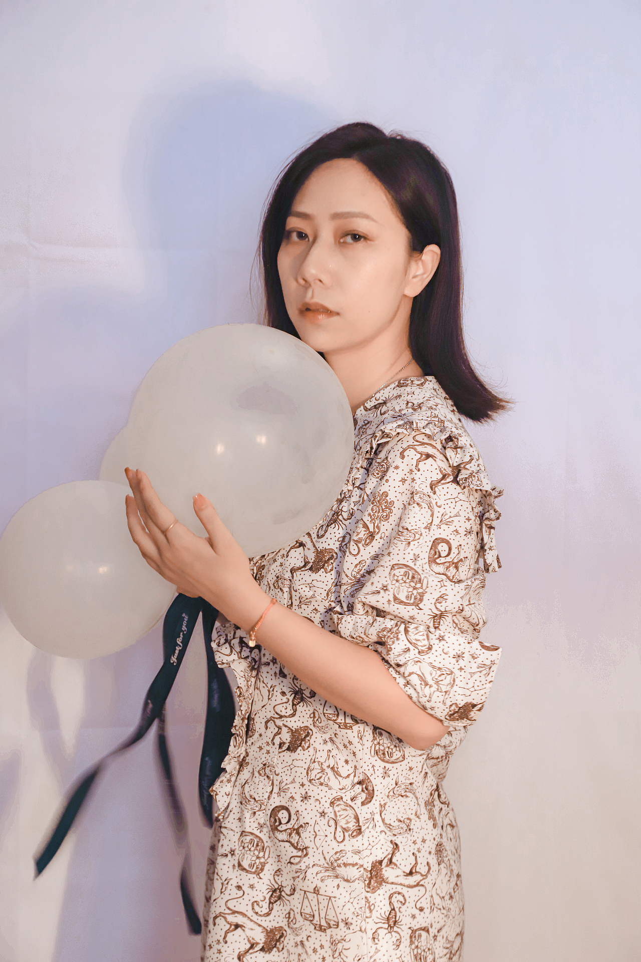 极简生日写真（图ZMzE3NzI2MzM2） - 人像摄影 - 站酷设计师小飞机场2020原创素材 - 站酷ZCOOL