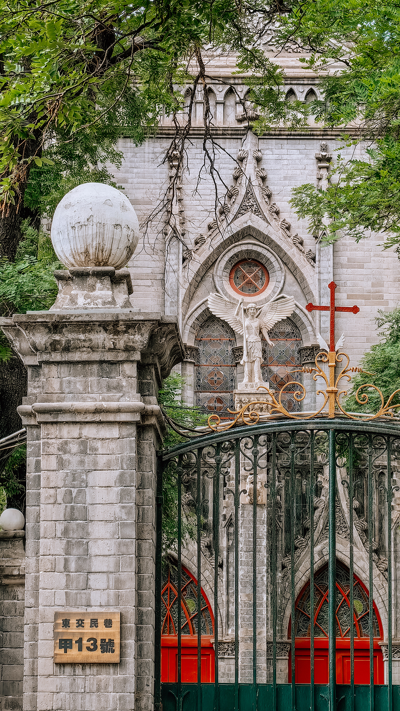 手機攝影－夏日街頭2（圖ZMzQ1NTkzNzI4） - 人文/紀實攝影 - 站酷設(shè)計師ccyw1979原創(chuàng)素材 - 站酷ZCOOL