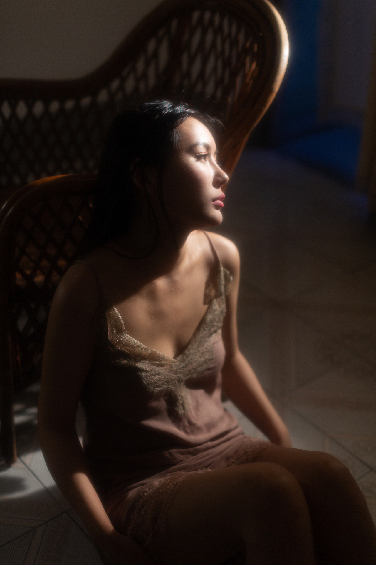 潮湿的角落（图ZMzE3OTA4MDgw） - 人像摄影 - 站酷设计师摄手座DA原创素材 - 站酷ZCOOL