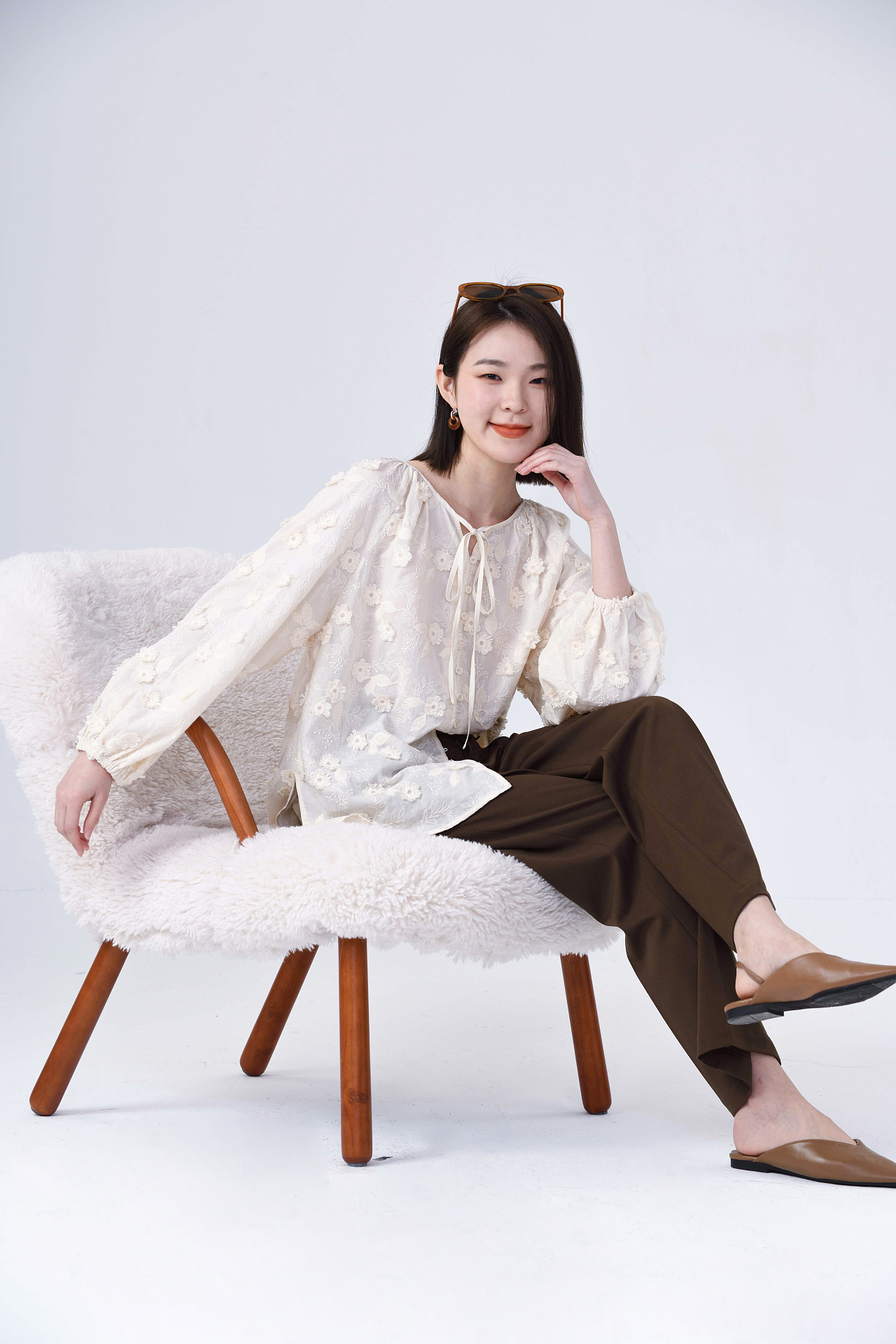 服装人像白底拍摄