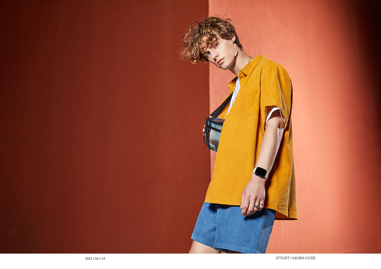 男装主题拍摄丨童心未泯丨色块组合丨摄影策划&搭配