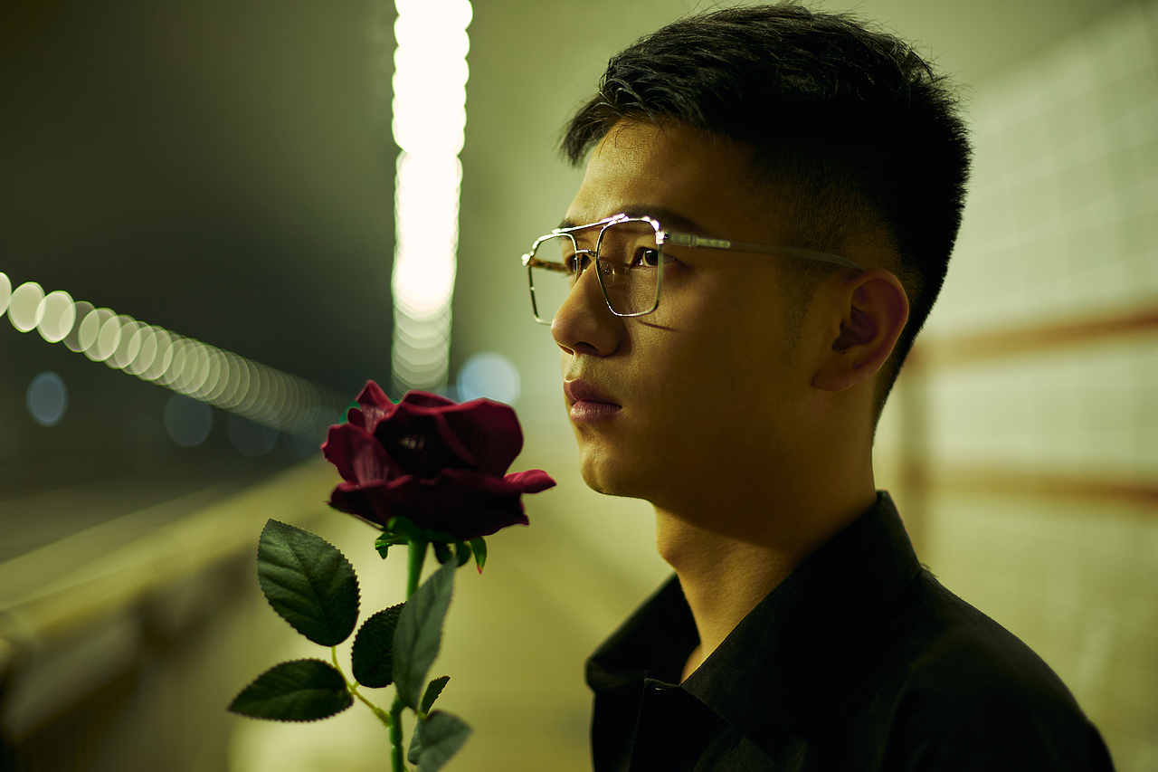 隧道（图ZMjk5MjYzOTAw） - 人像摄影 - 站酷设计师不吃紫菜原创素材 - 站酷ZCOOL