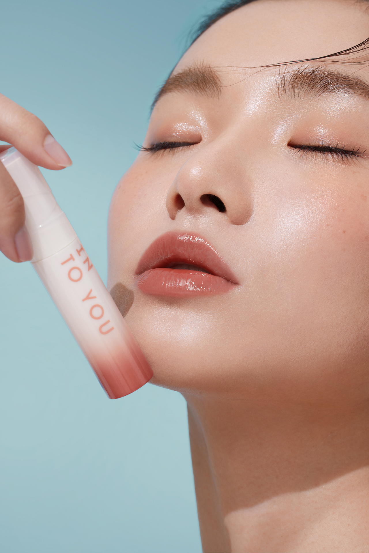 椰子系列唇蜜 感受自在唇色