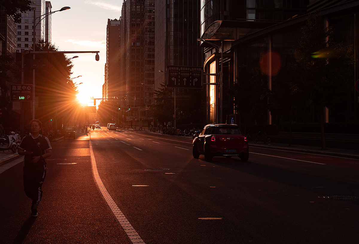 夕阳下的北京国贸