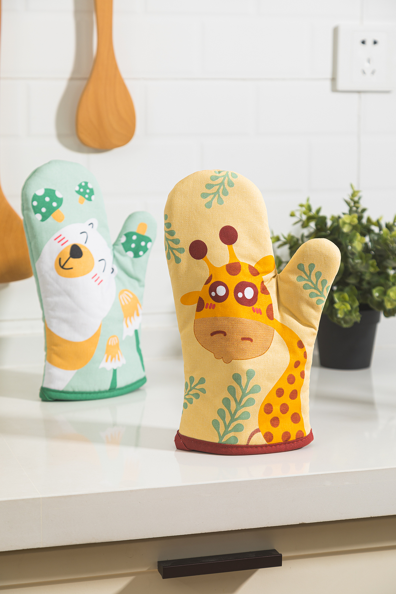 《Young For You》| 硅胶隔热手套 | 烘焙