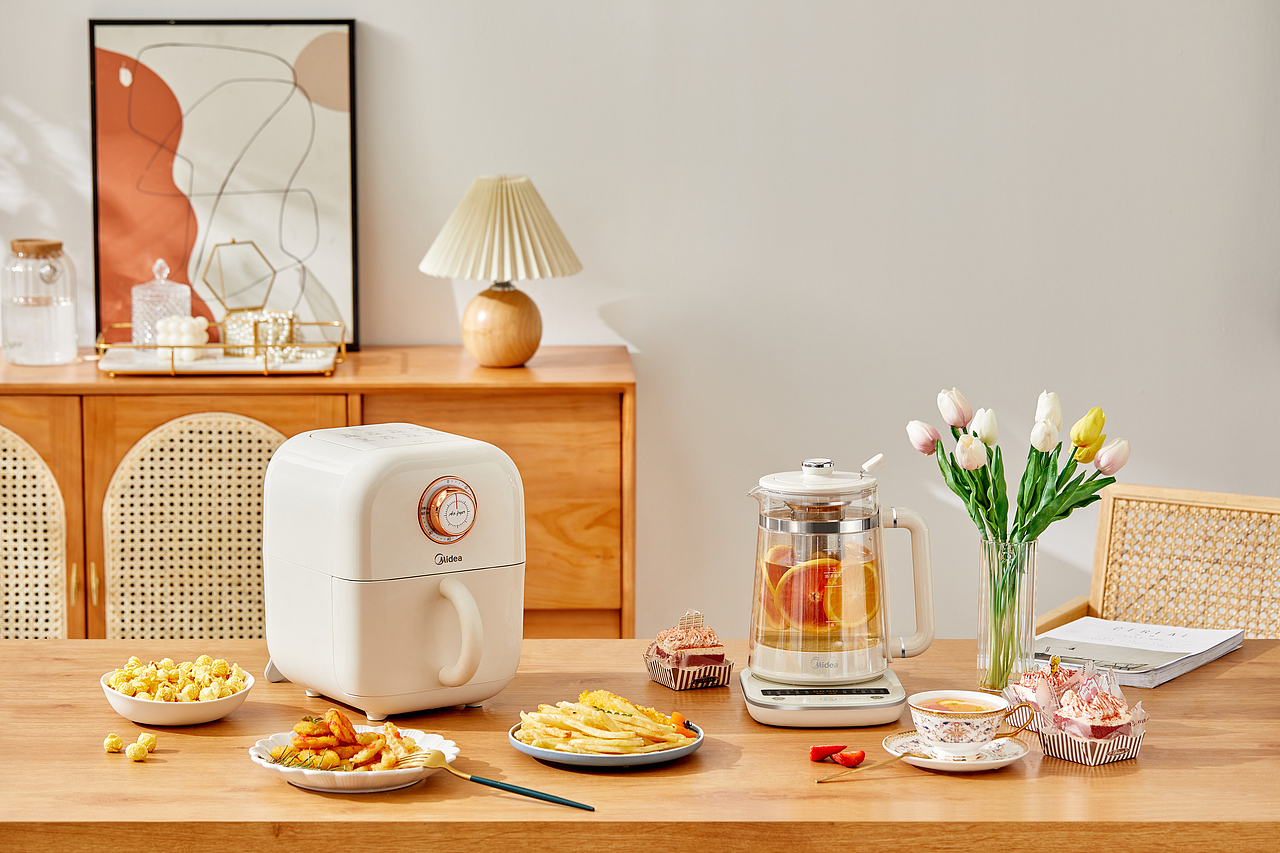 Midea美的618KV专题页面视觉拍摄 ✖️ 小学生✖️执灰