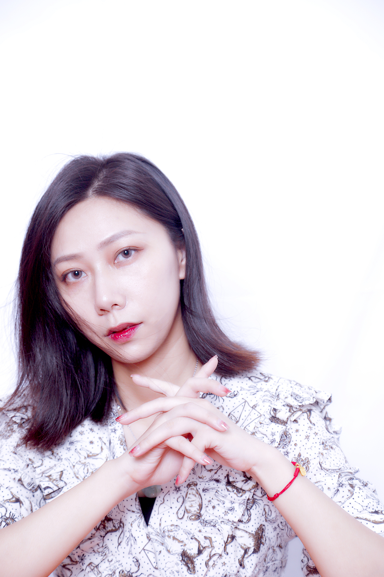 极简生日写真（图ZMzE3NzI2NDM2） - 人像摄影 - 站酷设计师小飞机场2020原创素材 - 站酷ZCOOL