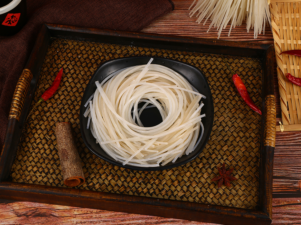 粉条产品拍摄~（图ZMzY2MDQwNTI4） - 产品摄影 - 站酷设计师众视佳品牌设计原创素材 - 站酷ZCOOL