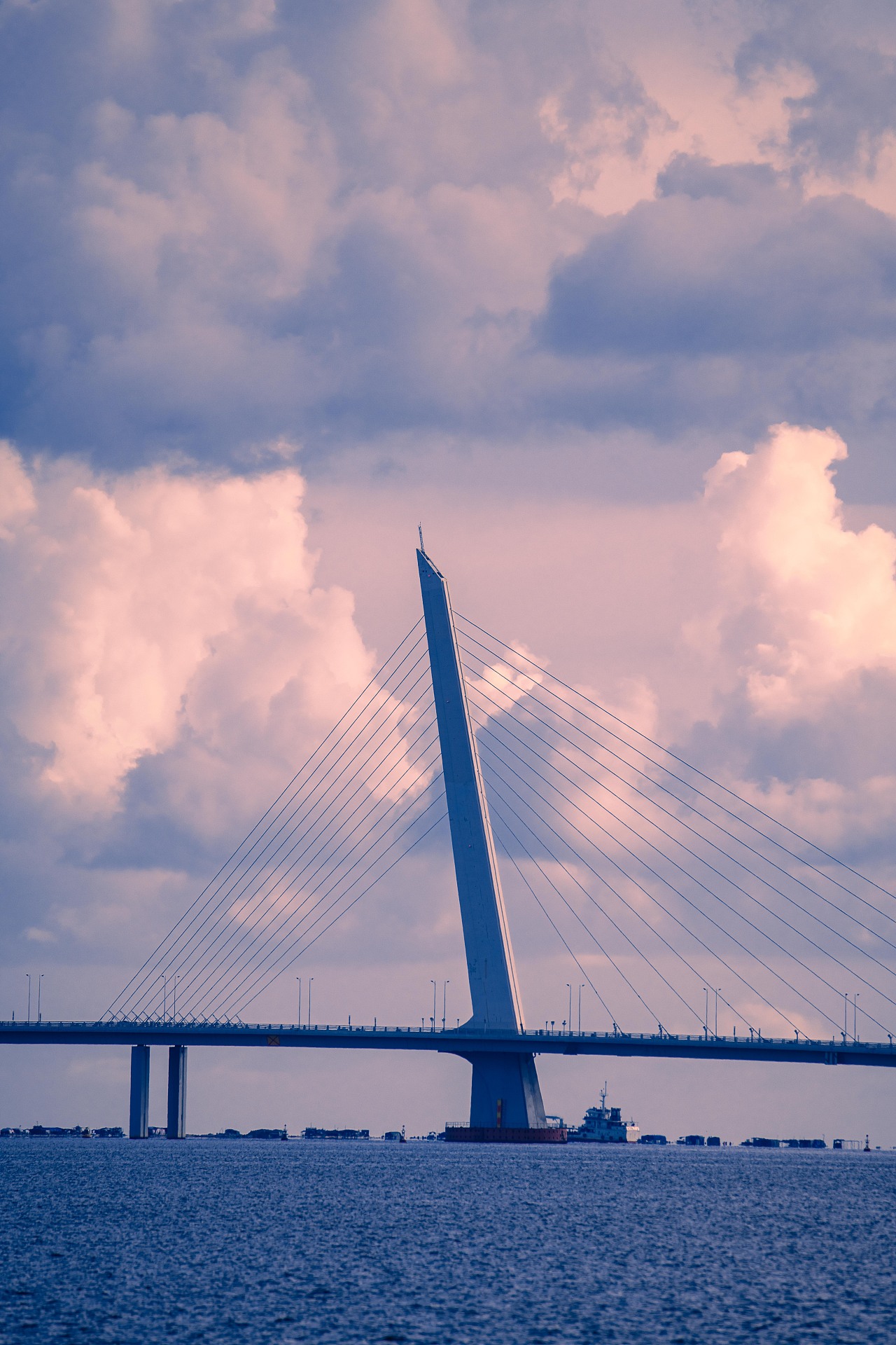 云是自由的，希望你也是。（图ZMzQ0OTczNTA4） - 风光摄影 - 站酷设计师Linus_Li原创素材 - 站酷ZCOOL