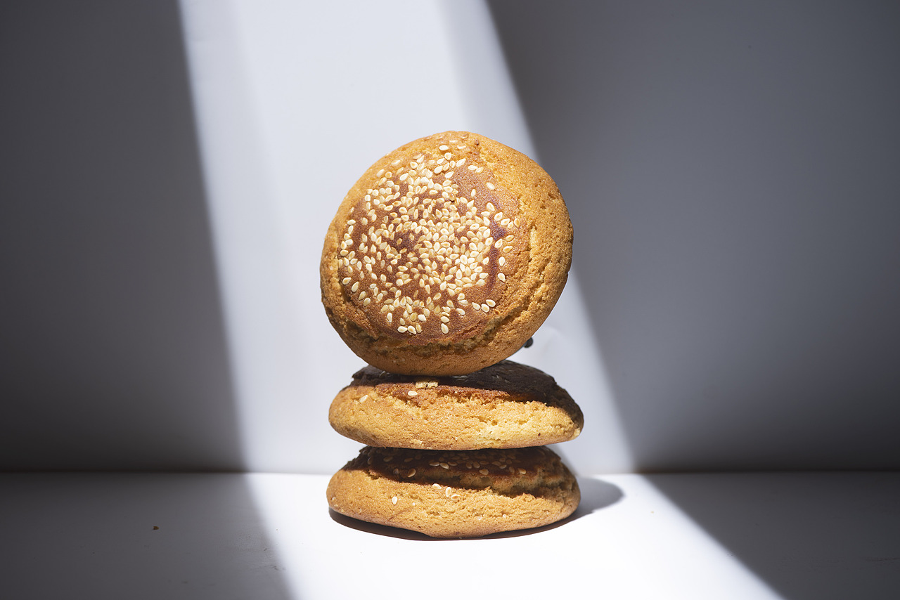 "在夜的安静里，红枣糕的甜蜜驱散一天的疲惫（图ZMzU2NjkwNTcy） - 美食摄影 - 站酷设计师巨浪创意摄影原创素材 - 站酷ZCOOL