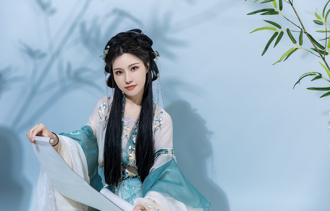 清竹（图ZMzU1NDM5MDY0） - 人像摄影 - 站酷设计师枫叶剑桥原创素材 - 站酷ZCOOL