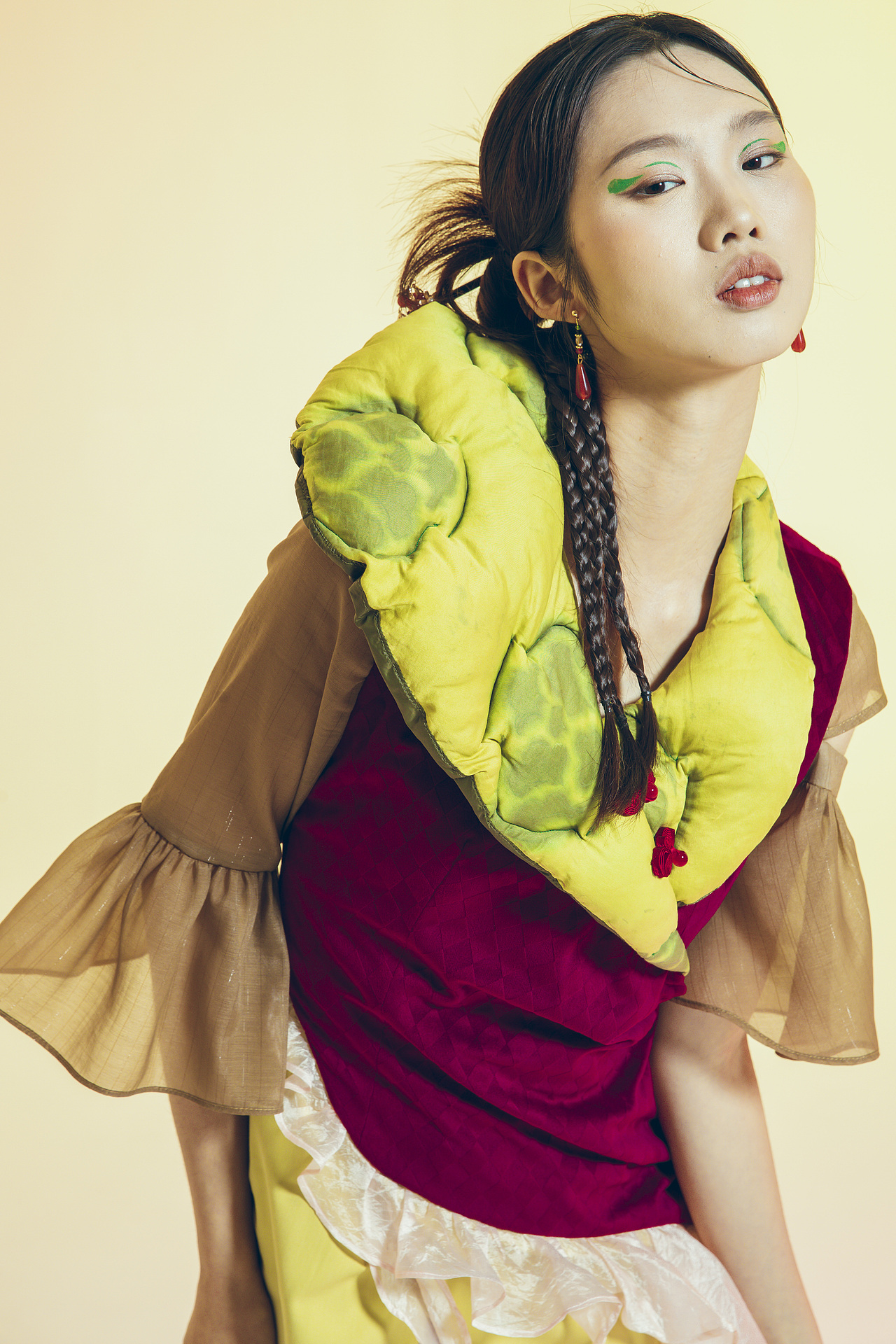 服装设计毕业设计拍摄 国风莲蓬4