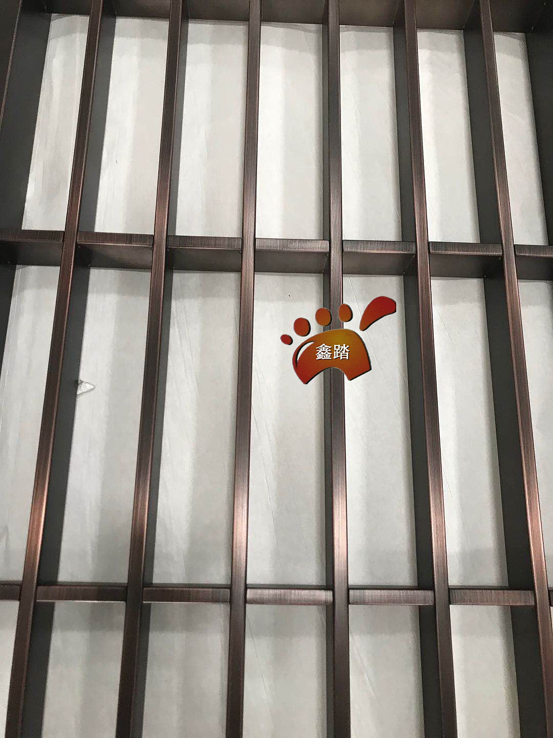 新中式不锈钢古铜屏风，点焊不锈钢隔断效果展示（图ZMzIxMjQ4MjIw） - 其他工业/产品 - 站酷设计师恒鑫踏不锈钢制品原创素材 - 站酷ZCOOL