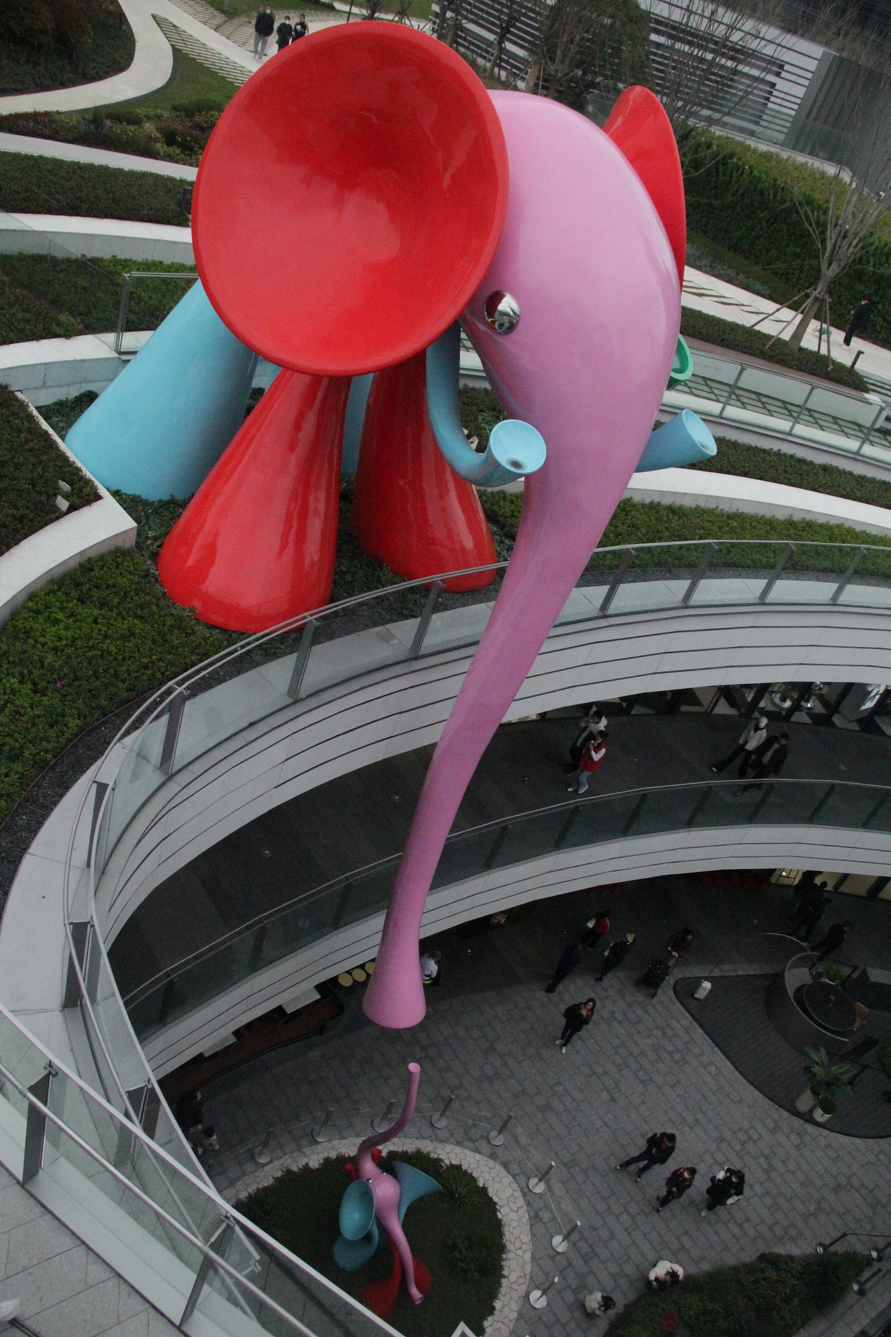 老上海建筑与新城市雕塑（图ZMzUxMTA4NTI4） - 环境/建筑摄影 - 站酷设计师Sherry张馨然原创素材 - 站酷ZCOOL