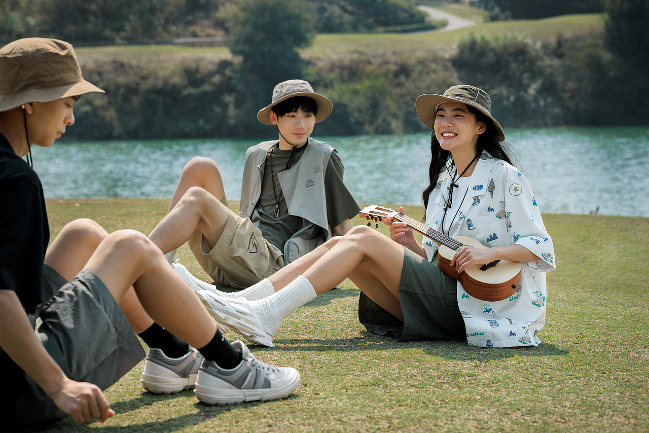 户外运动品牌形象|李宁