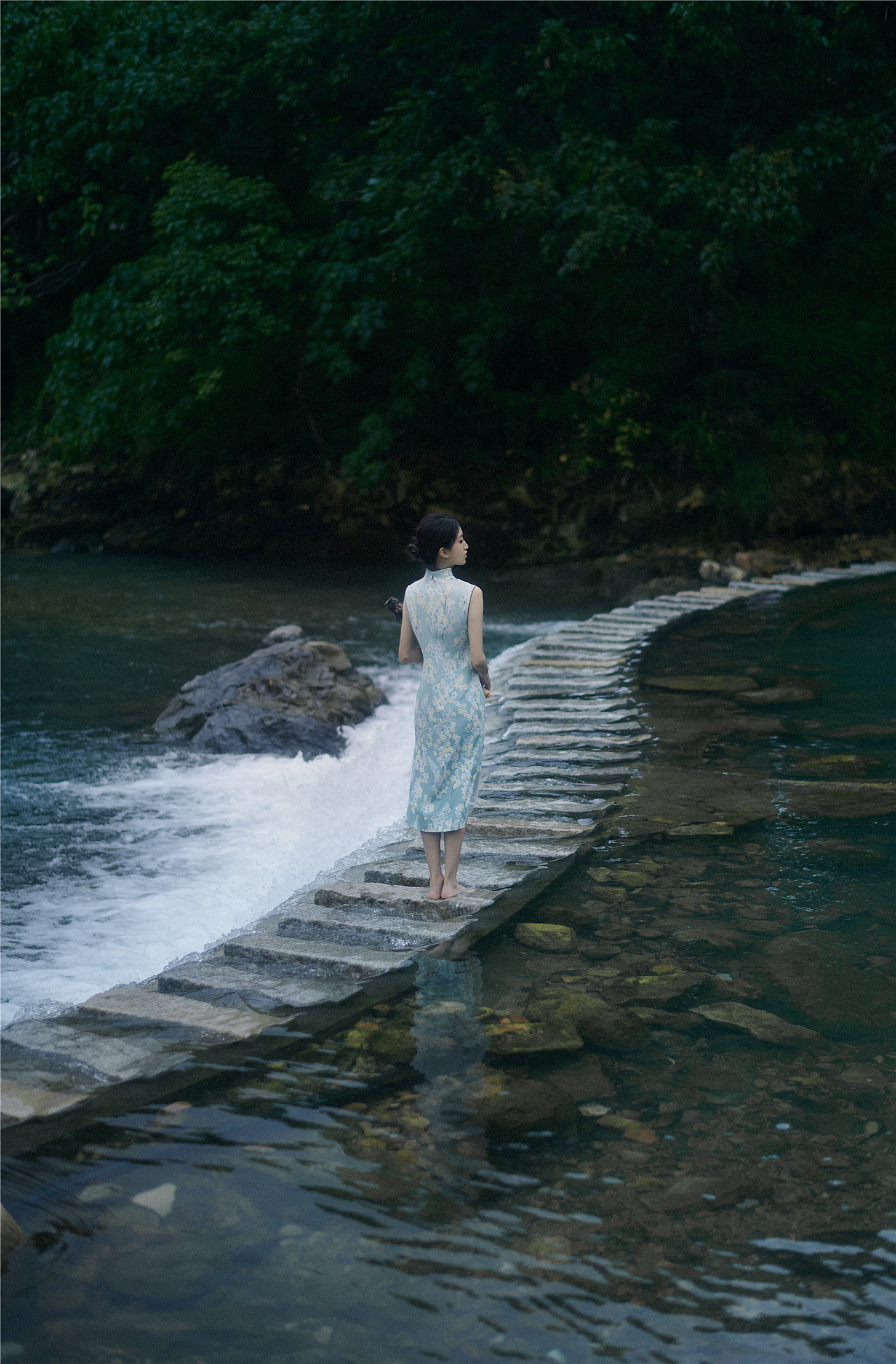 天青色等烟雨（图ZMzA4NDk2NTA4） - 人像摄影 - 站酷设计师南药原创素材 - 站酷ZCOOL