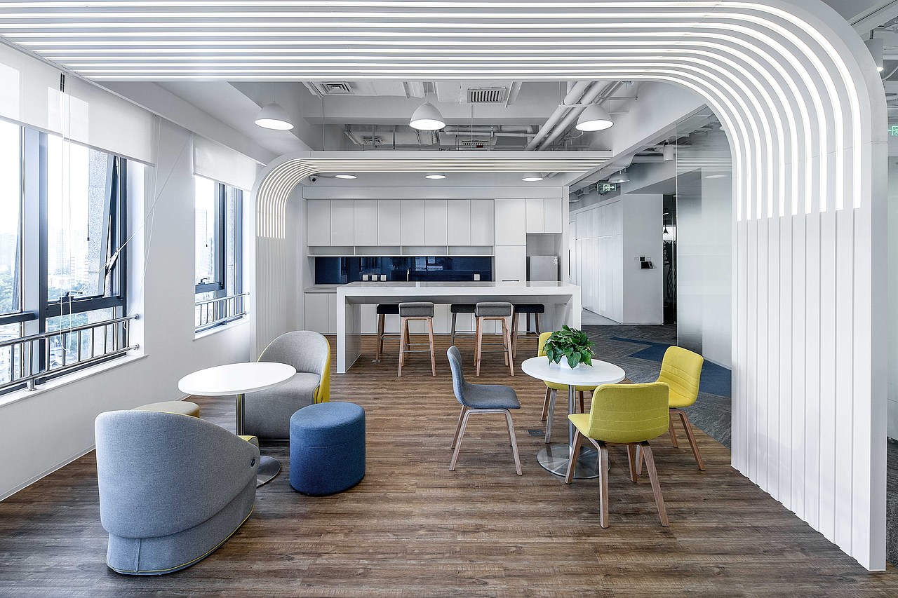 办公空间摄影｜晨晶电子