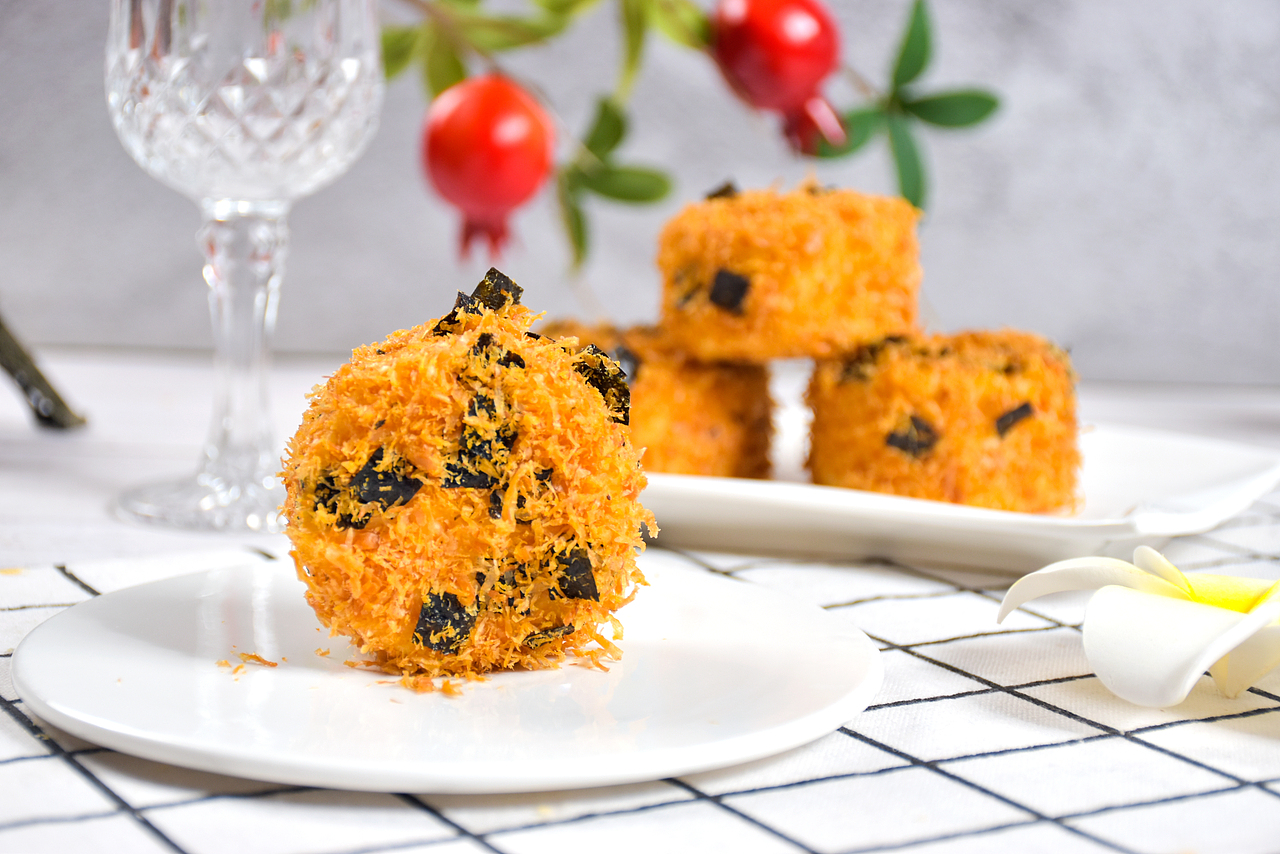 肉松小贝（图ZMzUxMTIzODAw） - 美食摄影 - 站酷设计师苏坡曼00原创素材 - 站酷ZCOOL