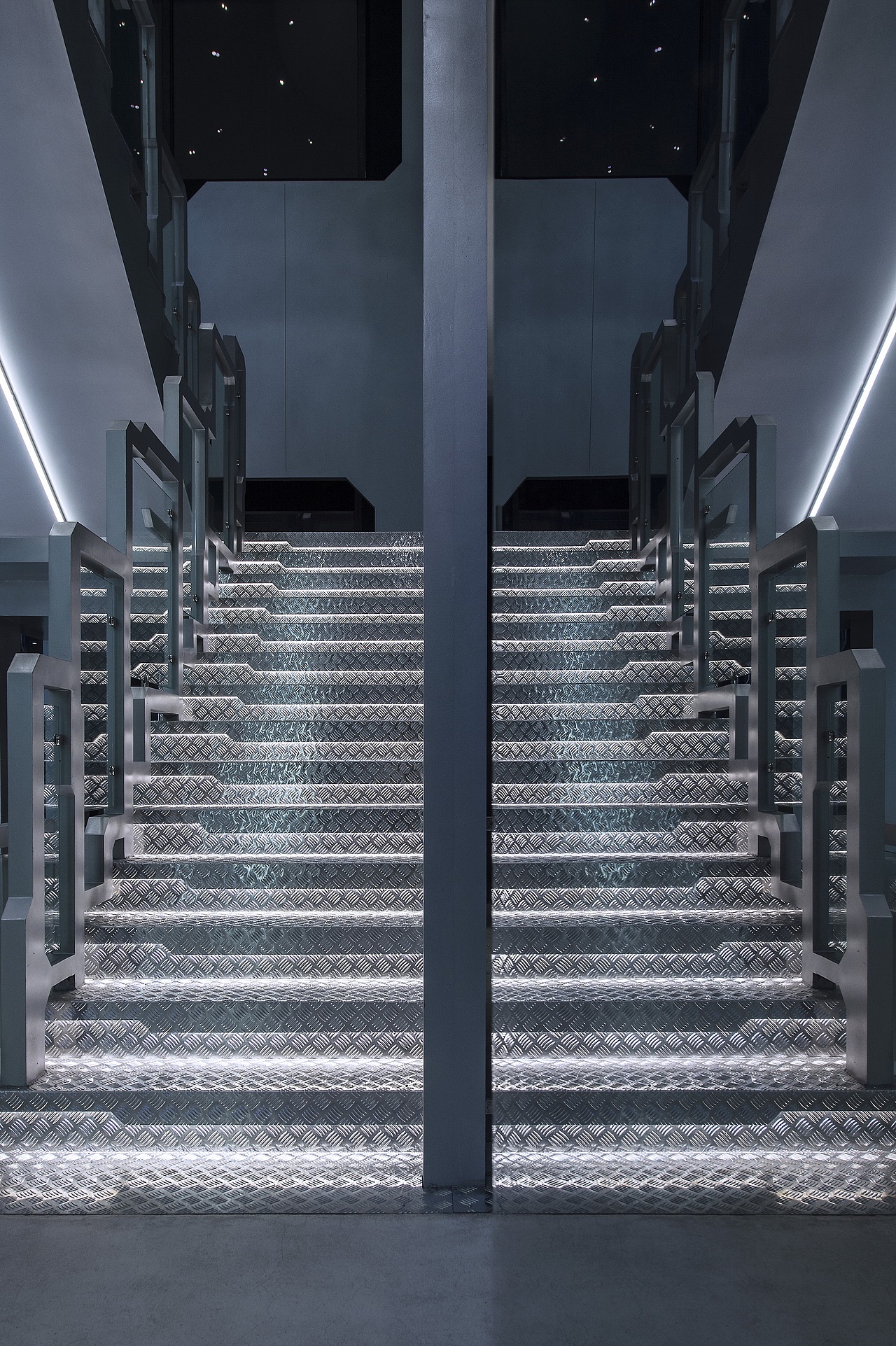 OMG战队俱乐部及训练基地设计,实景