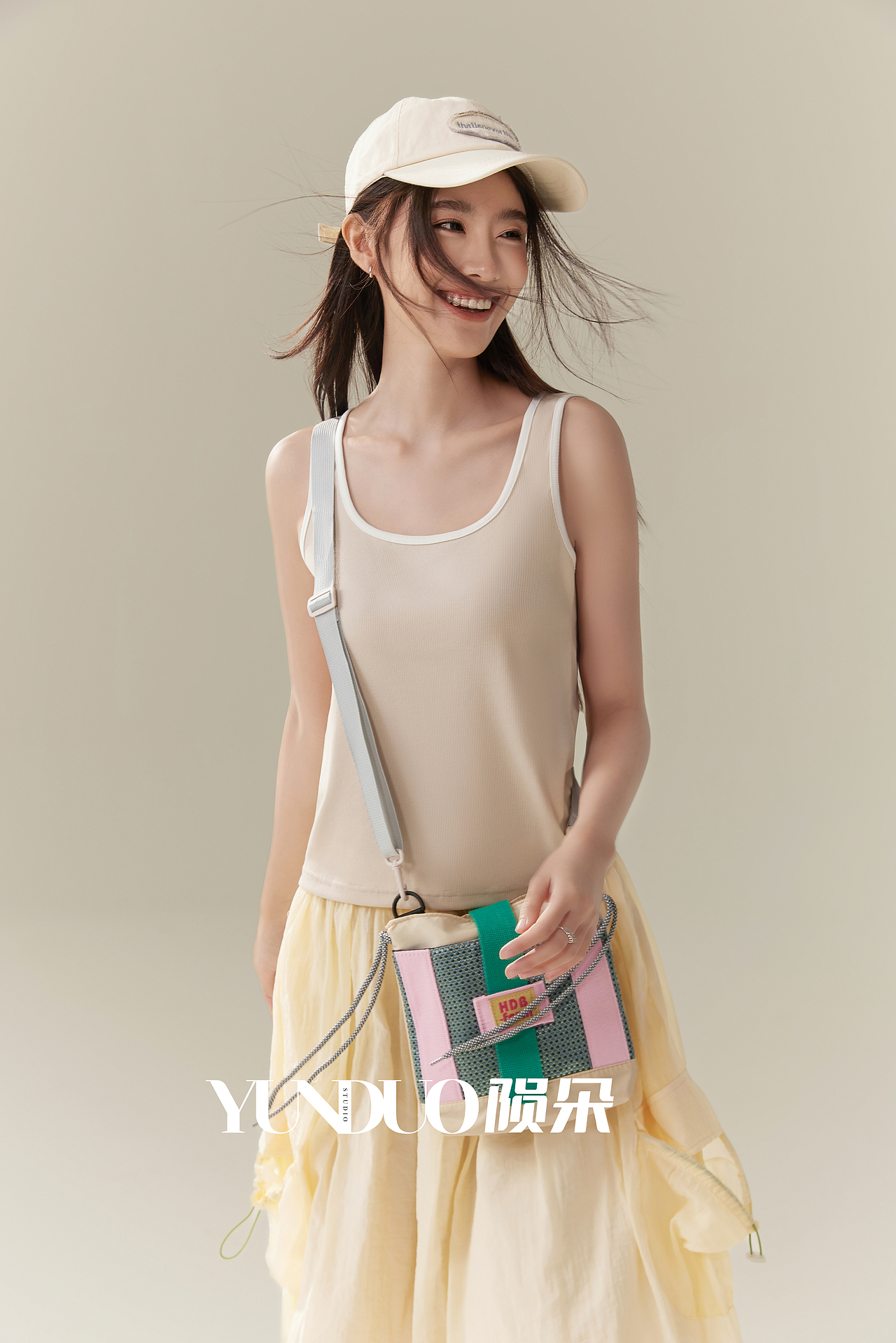 丝诺背心拍摄 时尚背心拍摄 舒适背心拍摄