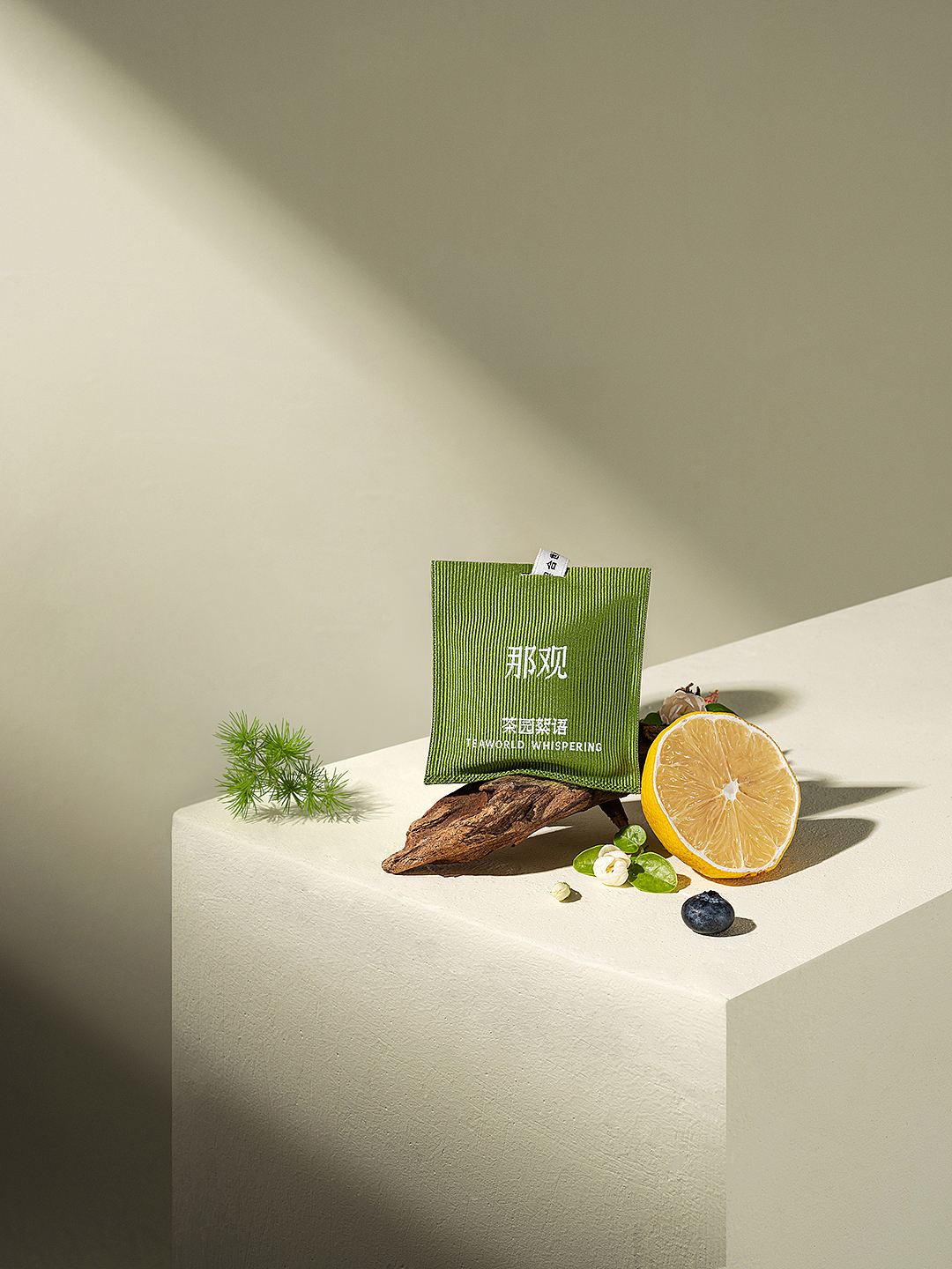 商业摄影|静物摄影|那观香包拍摄