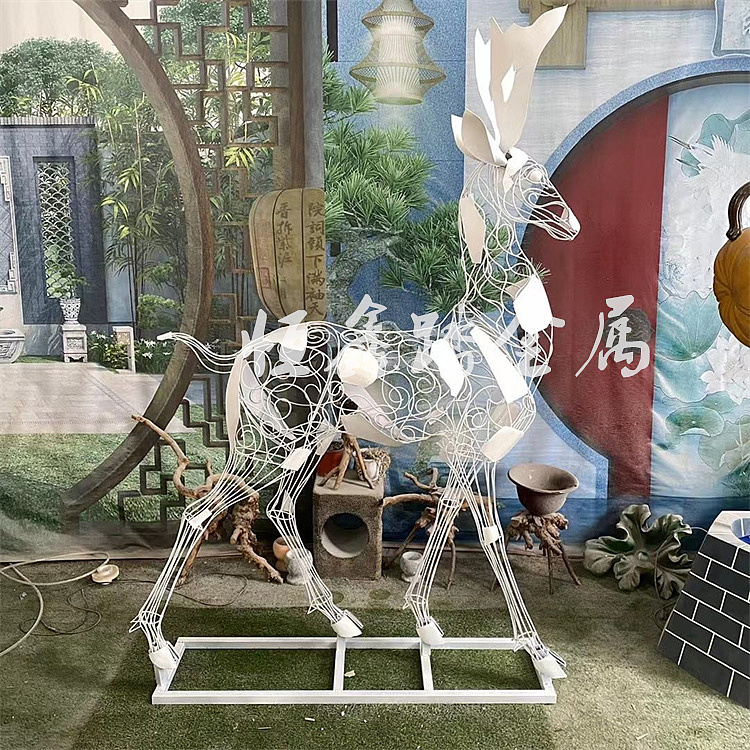 深圳大型知名不锈钢雕塑厂家浅谈小稿推敲的重要性