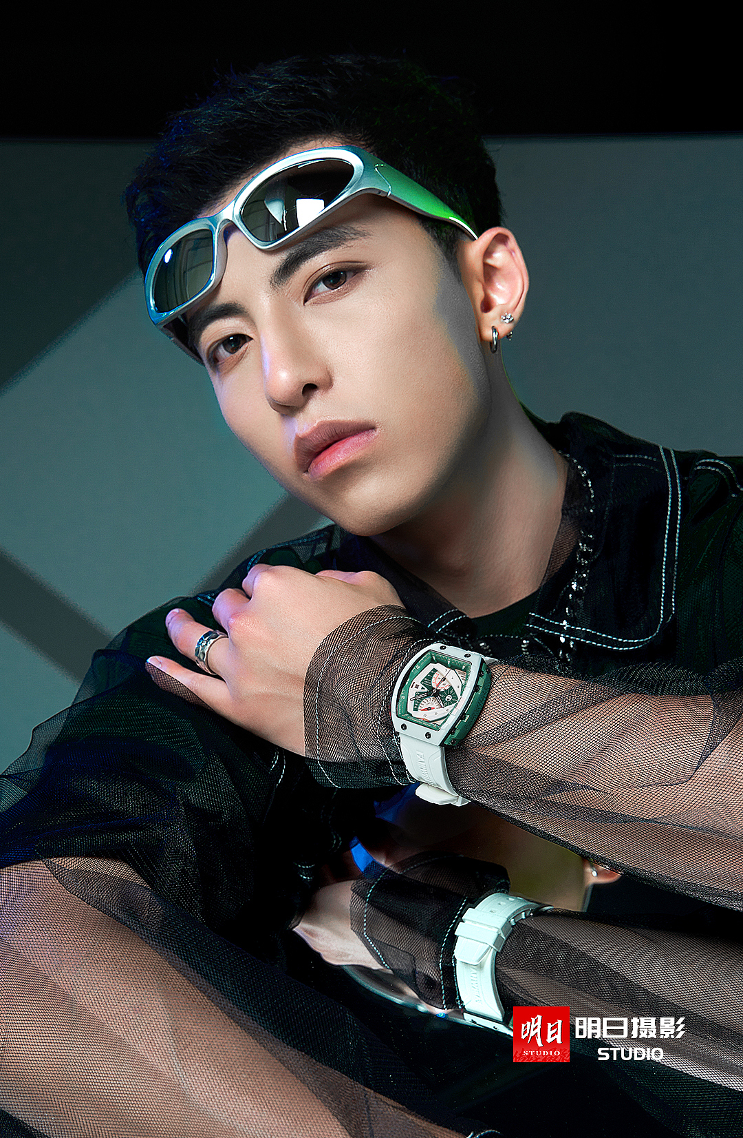 手表拍摄创意 I 模特形象片（图ZMzMyODM4Njgw） - 产品摄影 - 站酷设计师明日视觉摄影原创素材 - 站酷ZCOOL