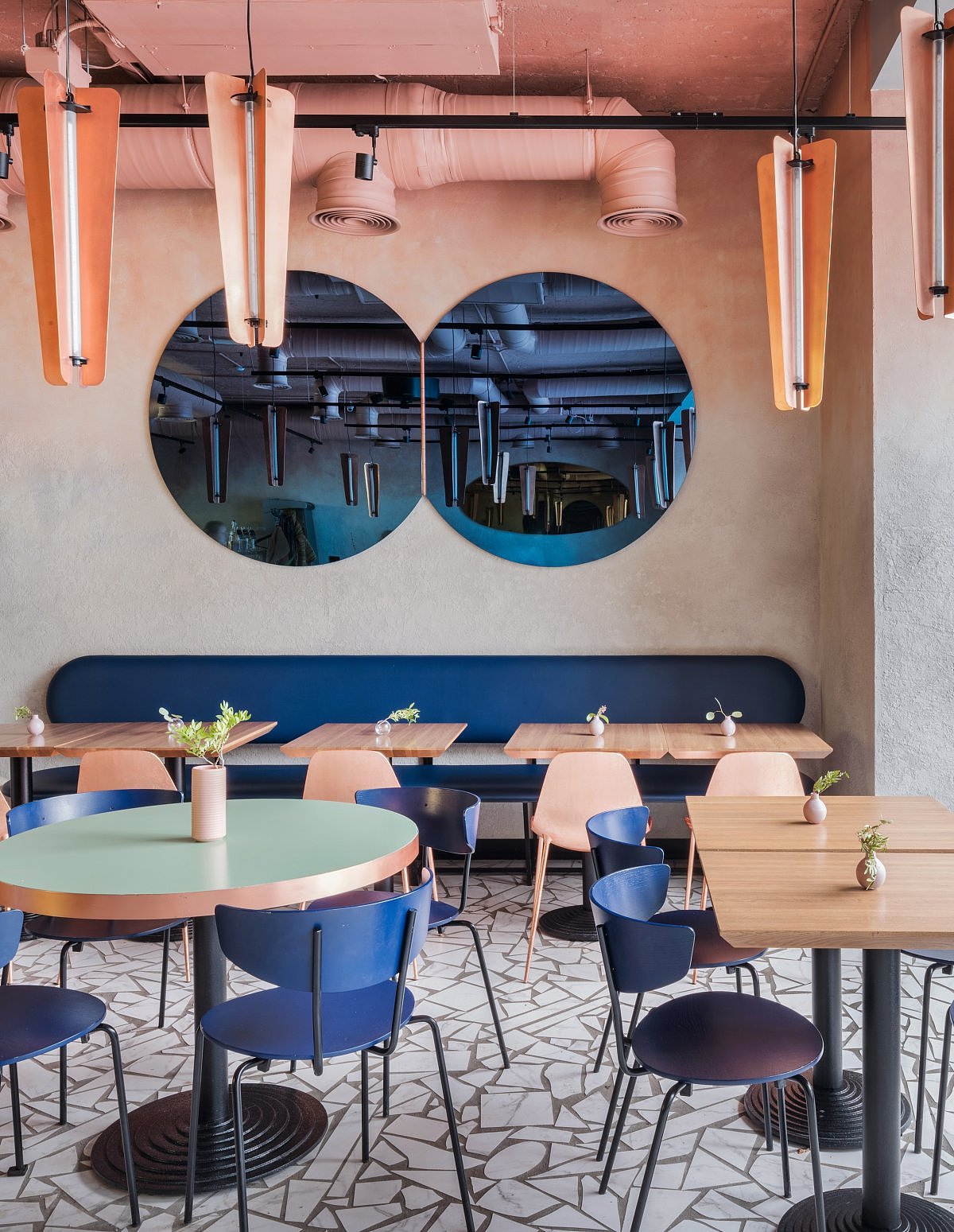 俄罗斯风格咖啡馆餐厅装修设计案例鉴赏——轻奢现代（图ZMzE5NzI4OTY0） - 商业空间设计 - 站酷设计师成都有木设计原创素材 - 站酷ZCOOL