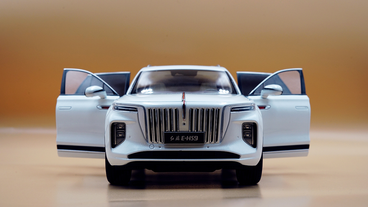 红旗e-hs9 高山荧白 1:18