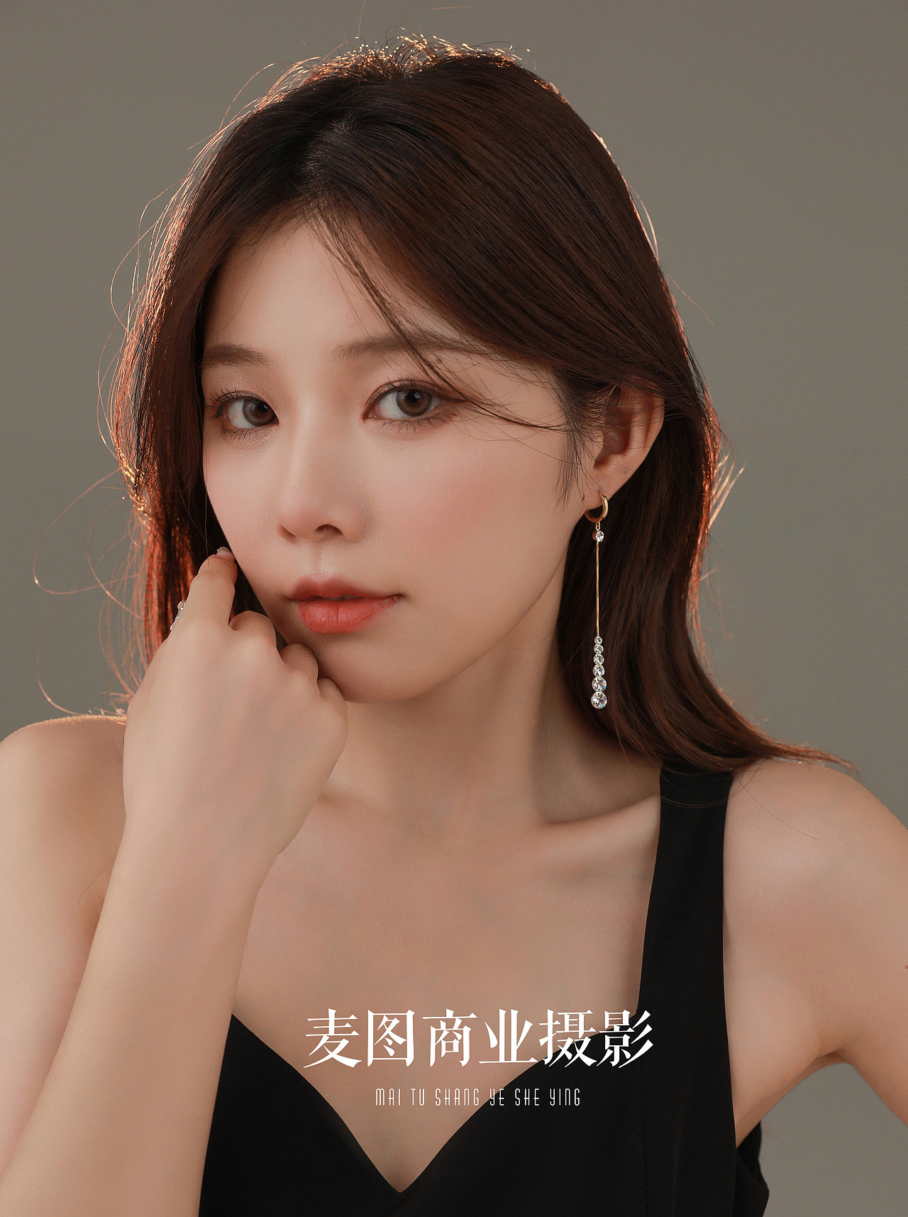 耳钉摄影模特服务（图ZMzE1MTE4MTg0） - 人像摄影 - 站酷设计师麦图商业摄影原创素材 - 站酷ZCOOL