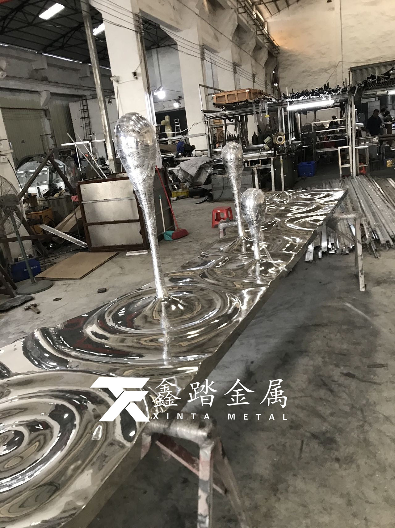 纯手工锻造不锈钢镜面涟漪吊顶天花效果美极了