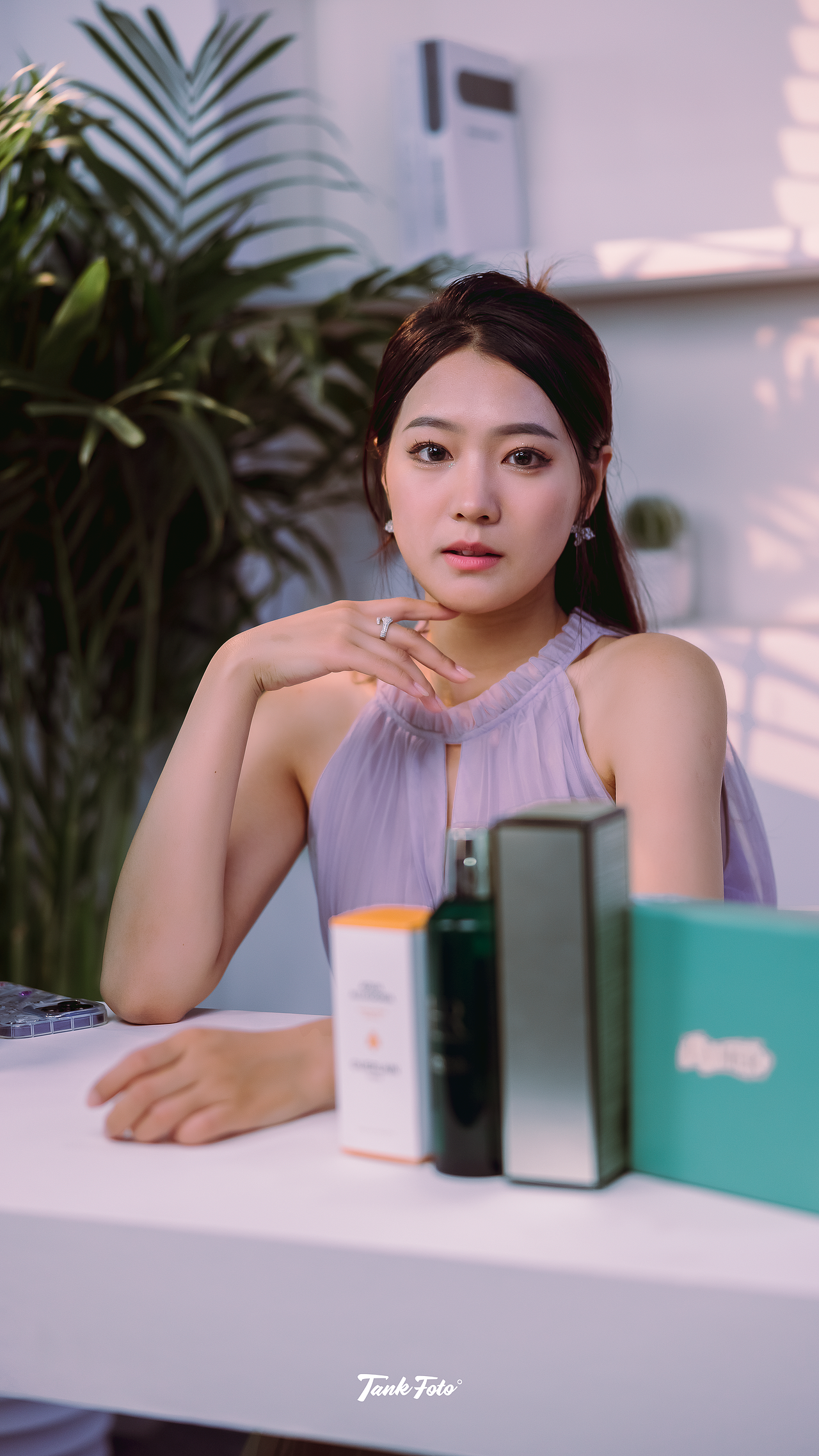 ▌China P&E 2023上抓拍「 展花 」小姐姐们（图ZMzQwMzk3NzE2） - 人像摄影 - 站酷设计师TankStudio原创素材 - 站酷ZCOOL