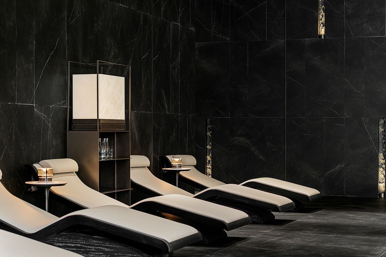 锐度设计 | 越秀·湖与白营销中心：湖居生活的留白（图ZMzYzNDU0MTU2） - 商业空间设计 - 站酷设计师锐度设计原创素材 - 站酷ZCOOL