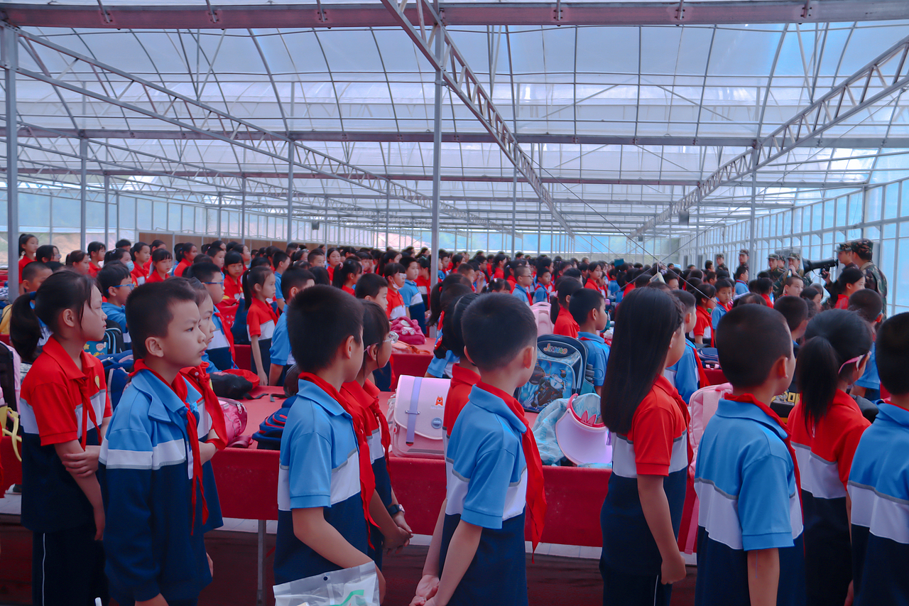 走出教室,走进田间丨后溪小学走进文源山现代农业基地